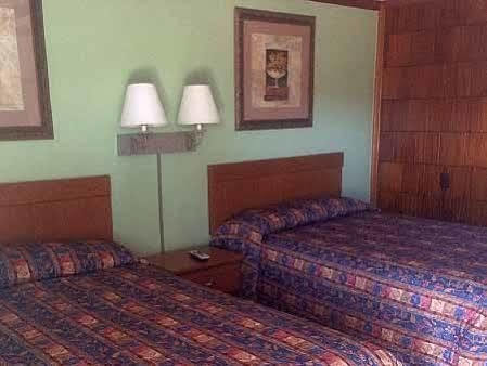Relax Inn Bloomsburg Eksteriør bilde